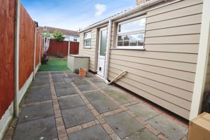 SYDNEY STREET- click for photo gallery